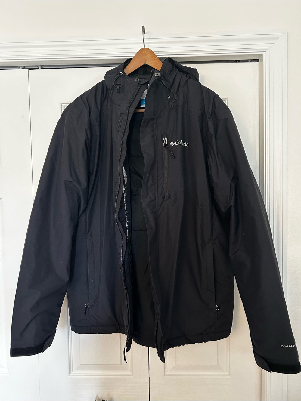 Columbia Men's Black Hooded Waterproof Winter Jacket